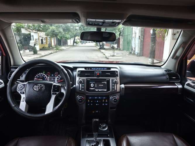 Vendo o permuto toyota runner limited 2014 4x4 de toyosa 1588947319