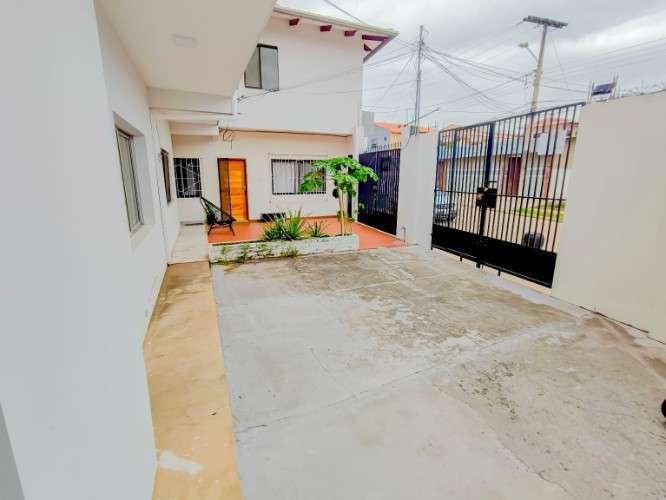 Casa en esquina en venta zona alto san pedro249801270