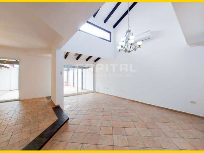 Casa en alquiler o venta en condominio barrio norte592608394
