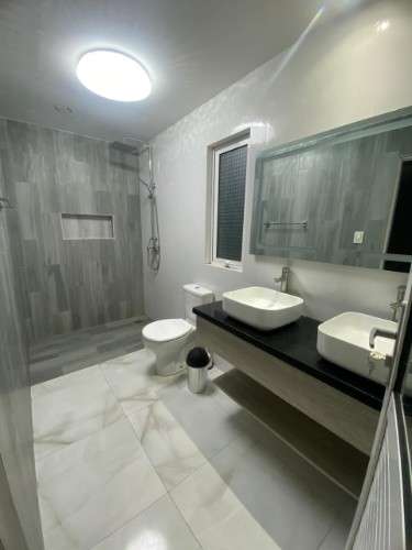 Casa amoblada en alquiler – condominio palmas del urubo iii1458036603
