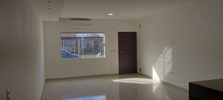 Casa de lujo en alquiler – zona norte ?1563716952