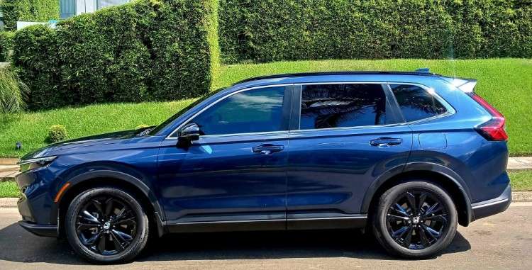 Vendo o permuto honda cr-v exl 2024 – full equipo ✨? cel 75018362 precio charlable   ? importada por autobol  la suv más completa y segura de su categoría. versión full 4x4 honda sensing (sistema de seguridad avanzada con frenado inteligente) motor 1.5 tu1411096309