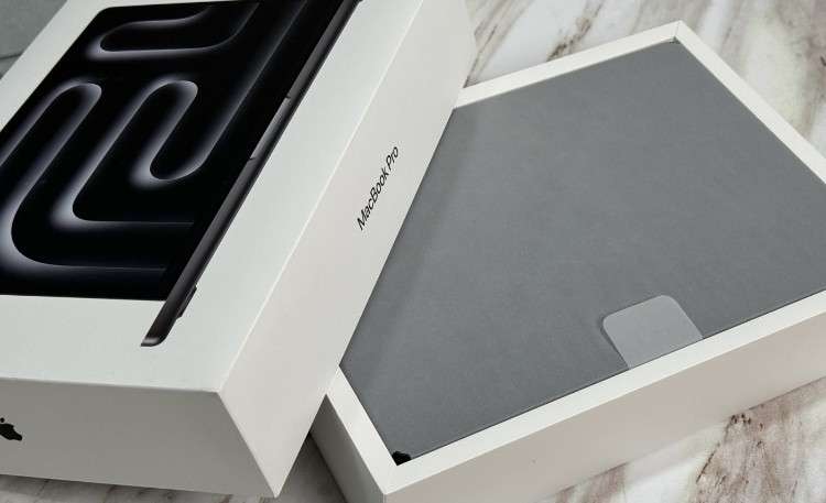 Apple macbook pro - m4 - apple m4 10-core - 24 gb ram - 1 tb ssd 515575582