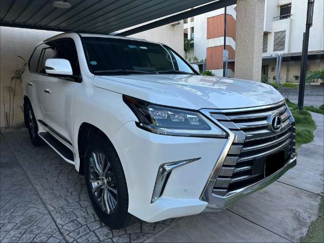 Lexus lx 570 año 2019 de tienda 468951394