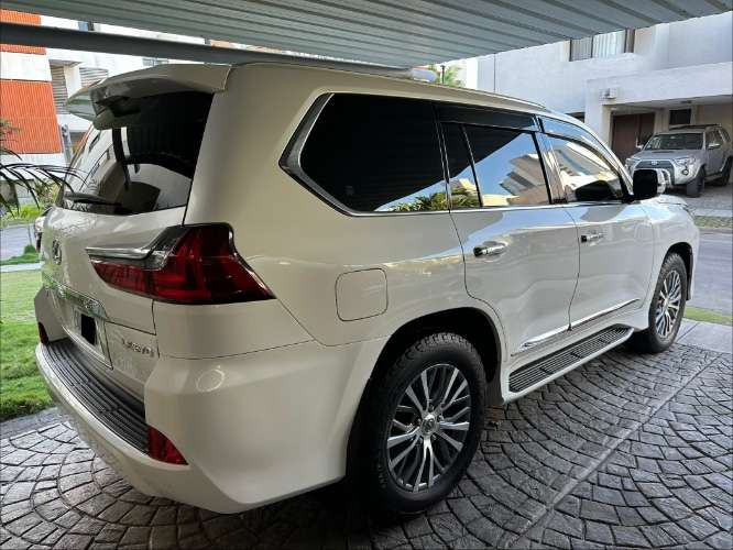 Lexus lx 570 año 2019 de tienda 468951394