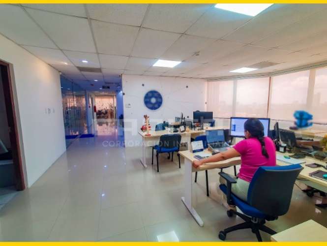 En edificio empresarial – alquilo oficina para empresa de primer nivel1935829393