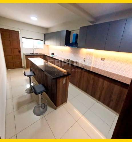 Hermosa casa en venta en barrio urbarí977157977