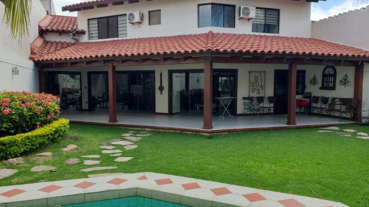 Vendo casa av. beni 3er anillo interno1243431950