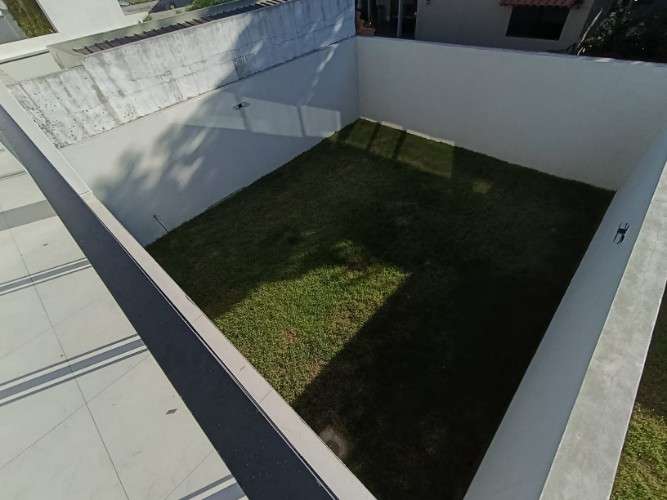 Casa en venta – 4 dormitorios / zona norte252180009