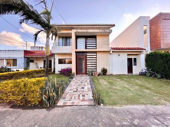 Amplia casa en venta | condominio asai 11275937554