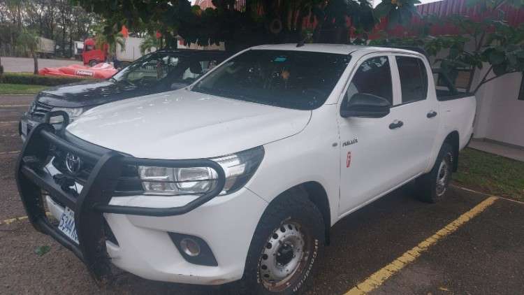 Camioneta hilux 2020284971071