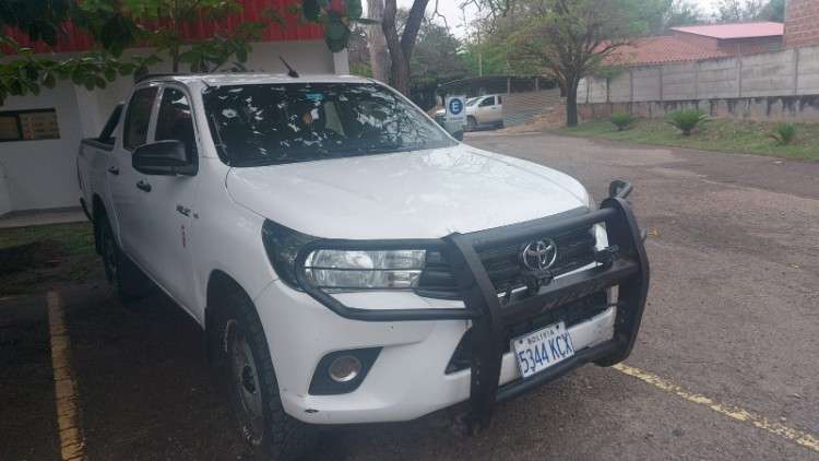 Camioneta hilux 2020284971071