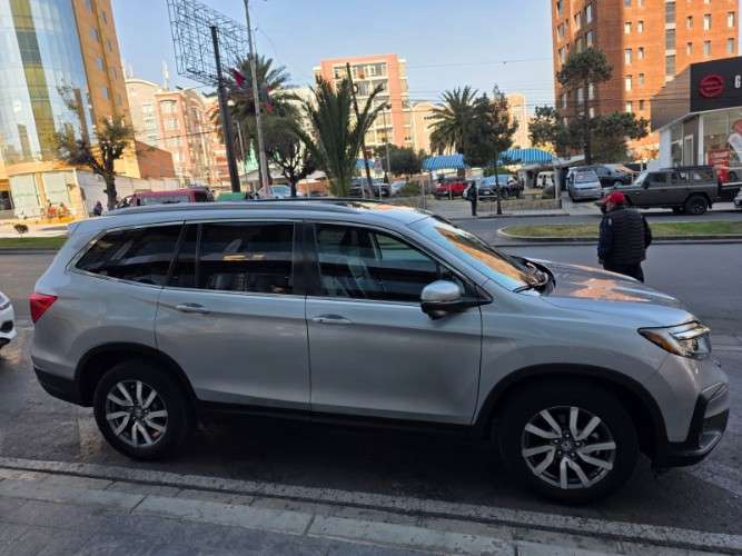 Honda pilot impecable1354775110