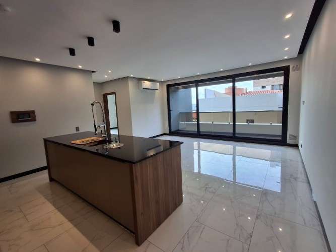 Alquilo departamento en lujoso condominio sky moon839218164