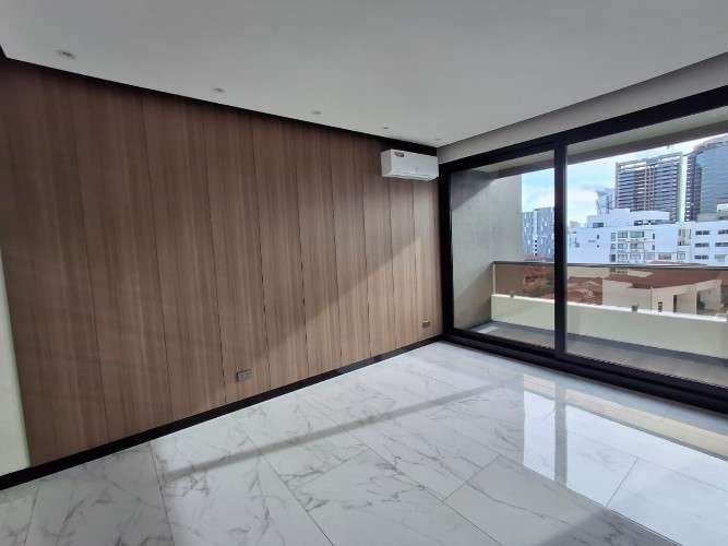 Alquilo departamento en lujoso condominio sky moon839218164