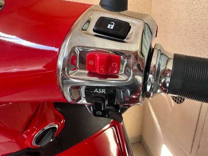 Vespa gts 300 súper italiana 2023 1449411129