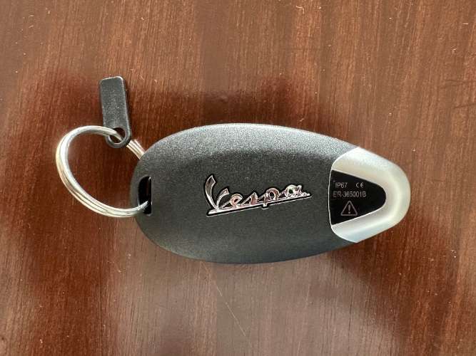 Vespa gts 300 súper italiana 2023 1449411129