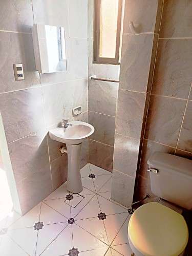 Habitacion en alquiler obrajes106733339