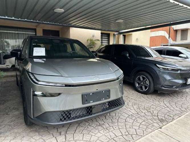 Toyota bz3x 2025 eléctrica 1810493511