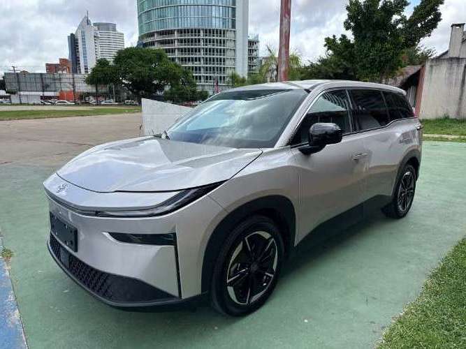 Toyota bz3x 2025 eléctrica 1810493511