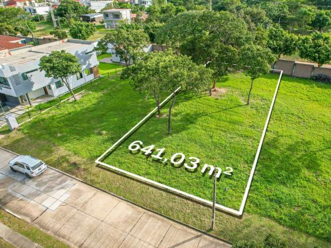 Urubó - terreno en venta - cond. villa real945136029