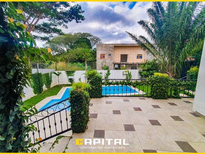 Amplia casa semiamoblada en alquiler con piscina zona villa bonita1479547119