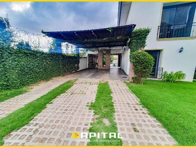 Amplia casa semiamoblada en alquiler con piscina zona villa bonita1479547119