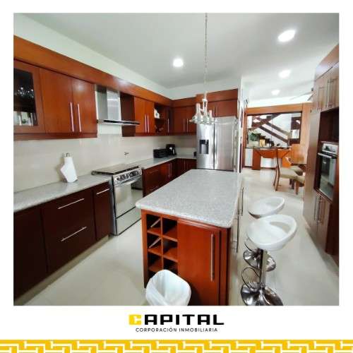 Inmediaciones del barrio las palmas – alquilo amplia casa amoblada503134723