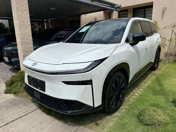 Toyota bz3x año 2025 eléctrica 1574311108