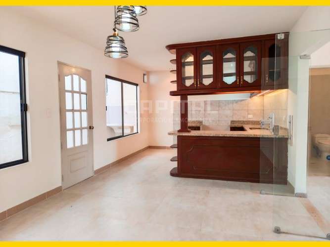 Casa para oficina en alquiler zona norte av busch165687560