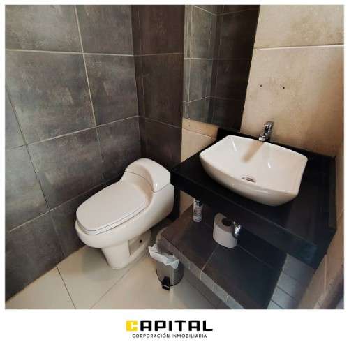 Casa con piscina en alquiler en condominio colinas del urubo i311516847