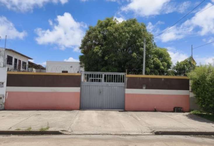 Casa en venta zona este –  av. cumavi2136017070