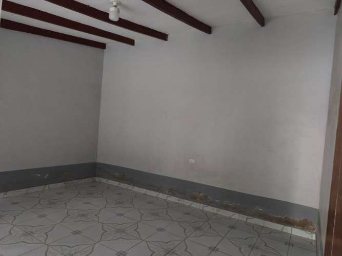 Casa en venta zona este –  av. cumavi2136017070