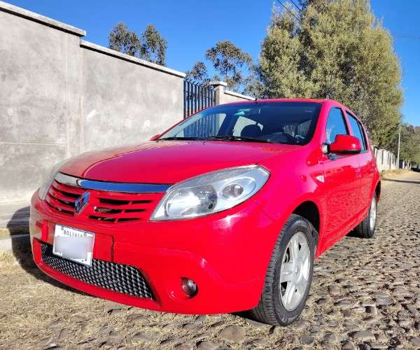 De ocasión: renault sandero 2011, versión full1354621863