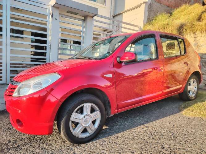 De ocasión: renault sandero 2011, versión full1354621863