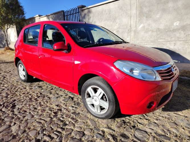De ocasión: renault sandero 2011, versión full1354621863