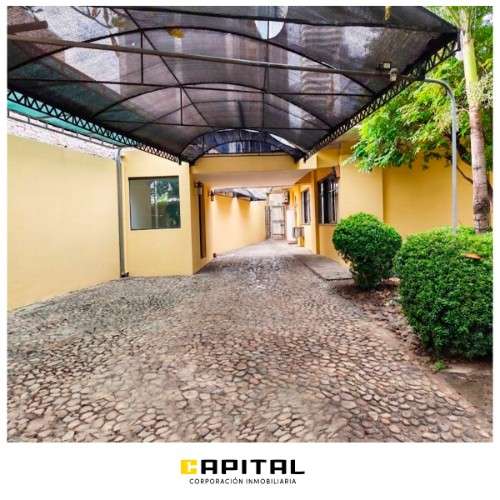 Casa comercial en alquiler zona norte sobre 2do anillo 1812912565