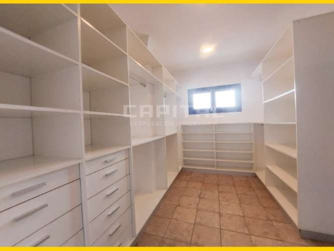 Casa en alquiler o venta en condominio barrio norte592608394