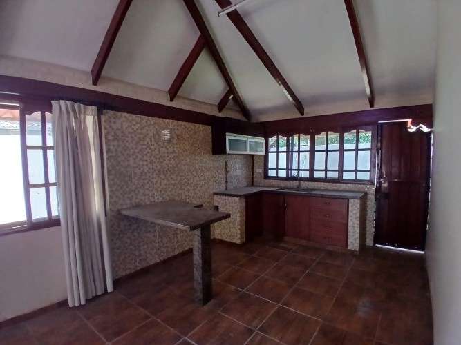 Amplio inmueble para vivienda y negocio en anticretico530341951