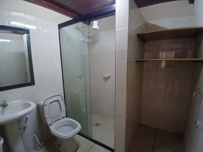 Amplio inmueble para vivienda y negocio en anticretico530341951