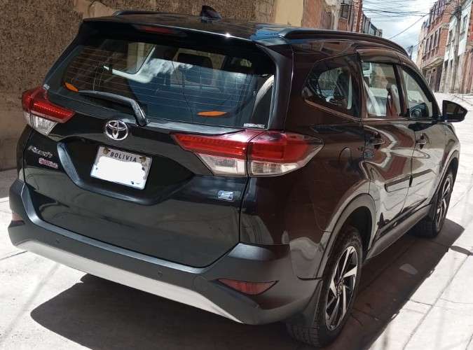 Toyota rush 2019 - vagoneta mecánica, tracción trasera en oferta1440094508