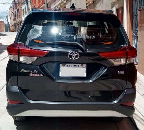 Toyota rush 2019 - vagoneta mecánica, tracción trasera en oferta1440094508