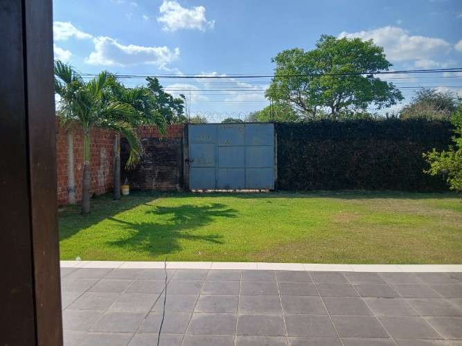 Casa grande en venta ideal para negocio, balneario o restaurant1723164723