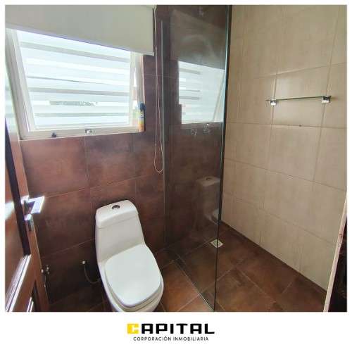 Colinas del urubo i – amplia casa amoblada en alquiler976670431