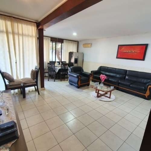 Casa en venta sobre avenida – zona norte remanso 9no anillo2068663364