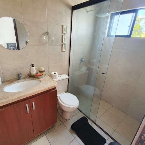 Casa en venta sobre avenida – zona norte remanso 9no anillo2068663364
