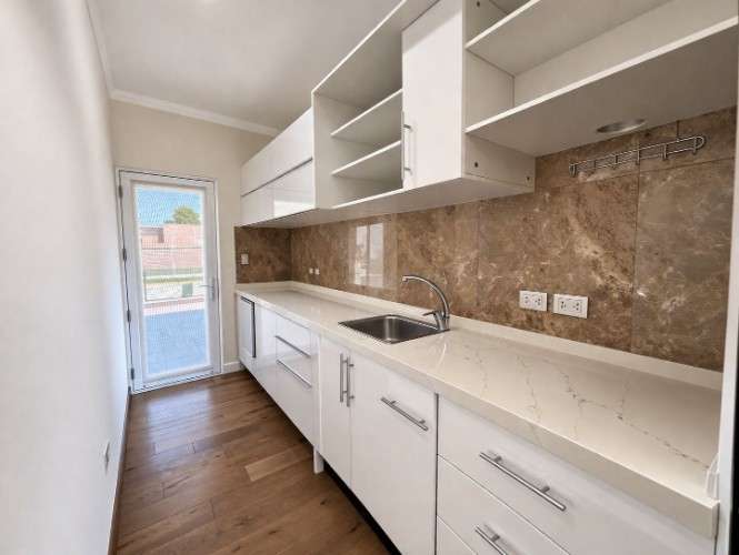 Urubo garden - casa de 4 dormitorios en venta con piscina996928273