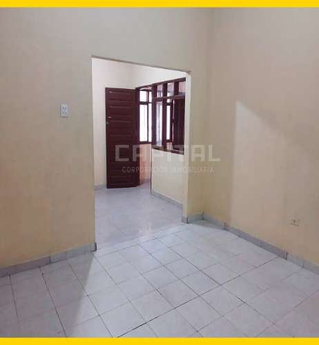Casa con 3 departamentos en venta en avenida virgen de lujan1225686997