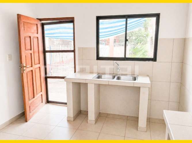 Casa + departamento en venta | la guardia – urb. balcón i92994354