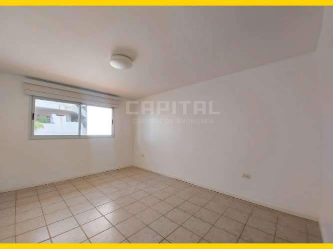 Amplia casa en alquiler en barrio las palmas1669137567